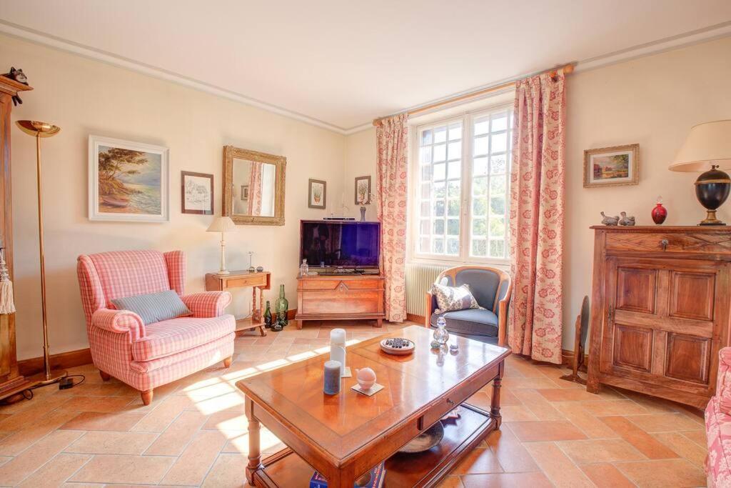 Bois Et Chiffons Famille Et Confort Siorac-en-Perigord ภายนอก รูปภาพ